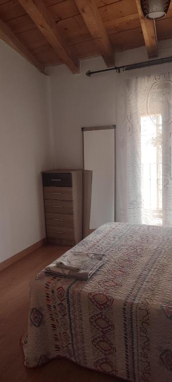 Cama o camas de una habitación en Casa Bergón en Fuentenebro Ribera del Duero Burgos