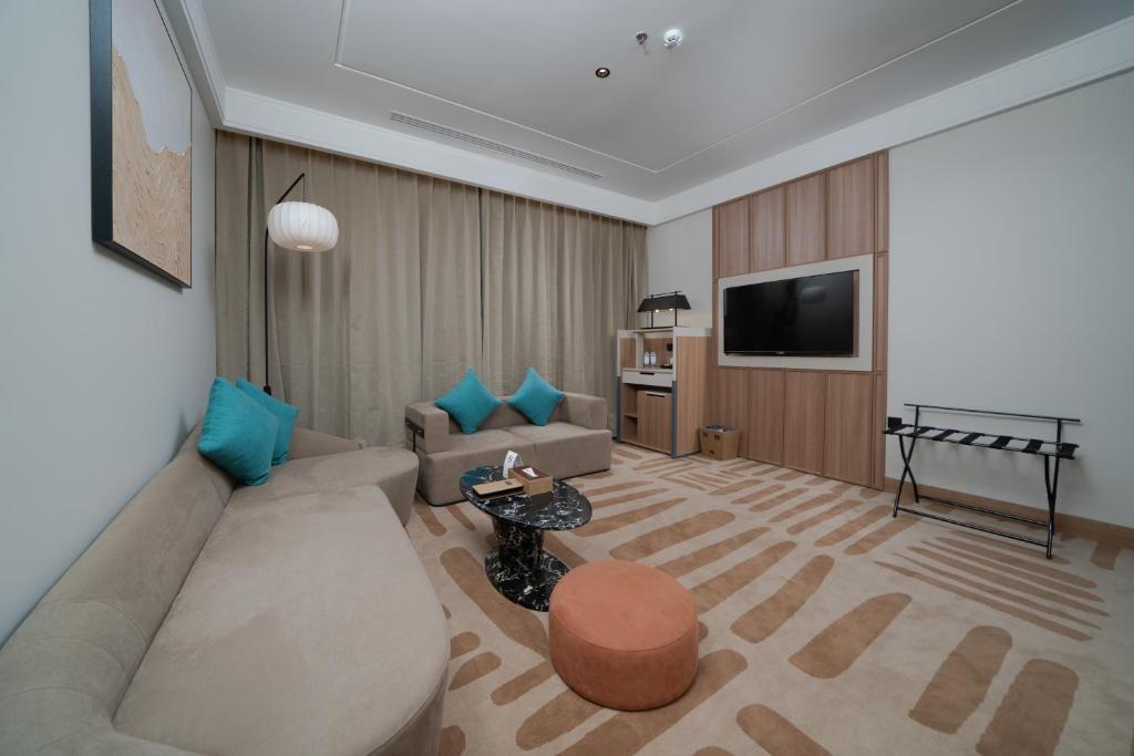 TV a/nebo společenská místnost v ubytování Sunway Tabuk Hotel
