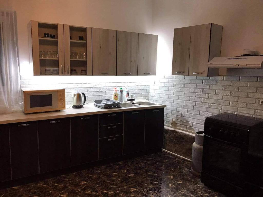 Η κουζίνα ή μικρή κουζίνα στο Casa Hrincescu