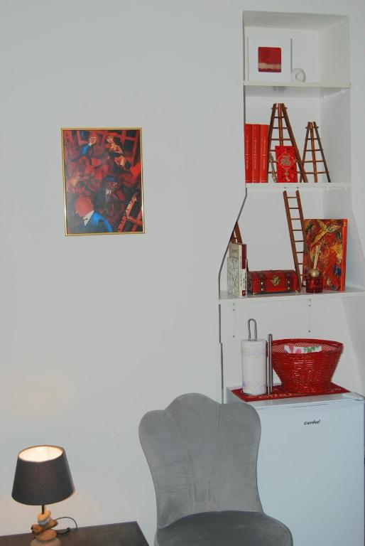 Fotografie z fotogalerie ubytování Mini Red Hub - Design Apartment v destinaci SantʼAgapito