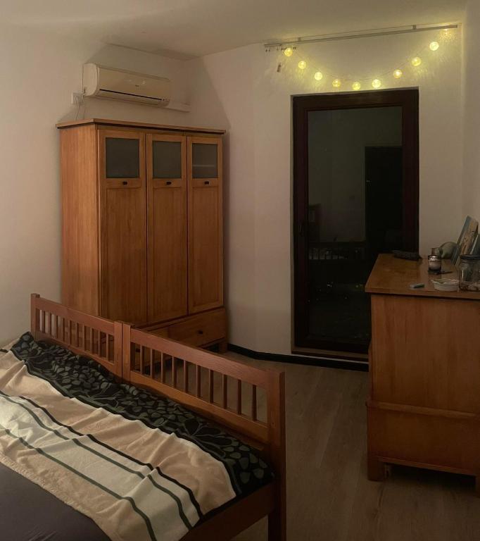 Postel nebo postele na pokoji v ubytování Marina Cape Sky View Lux Apartment in Aheloy