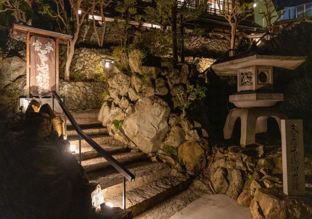 Zahrada ubytování 虎屋別館
