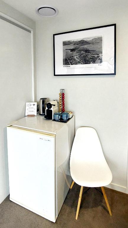 Gambar di galeri bagi Wānaka Mountain Views Guest Room --no kitchen-- di Wanaka