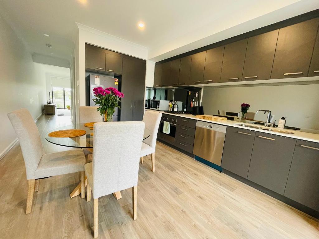 West lakes pad - Housity
