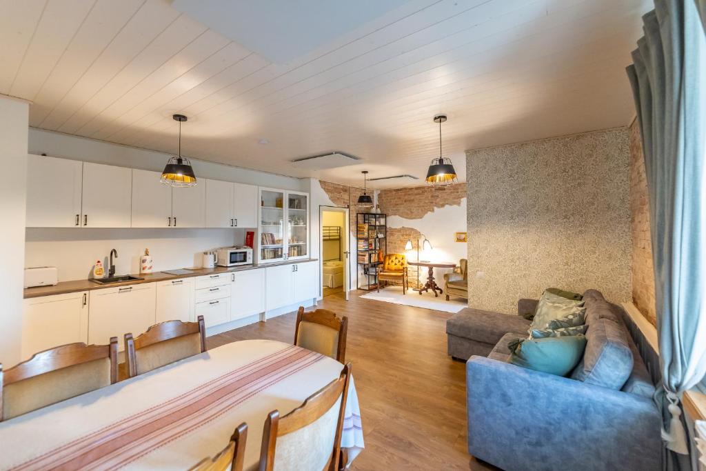 Köök või kööginurk majutusasutuses Aadma Guesthouse