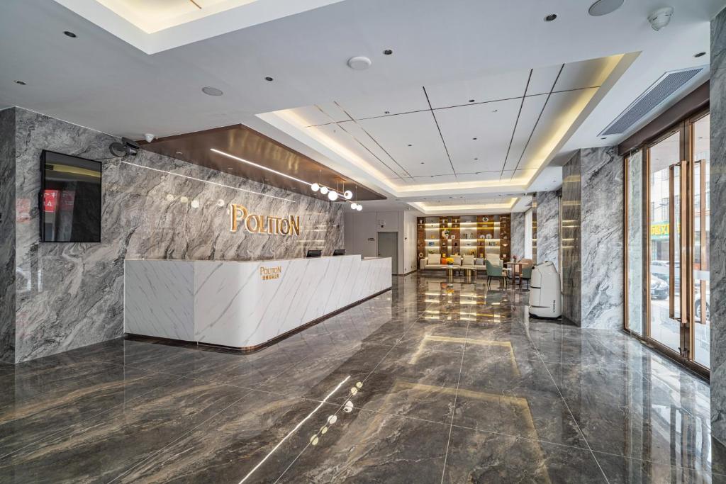 铂顿国际公寓(湛江徐闻城东大道店)大厅或接待区