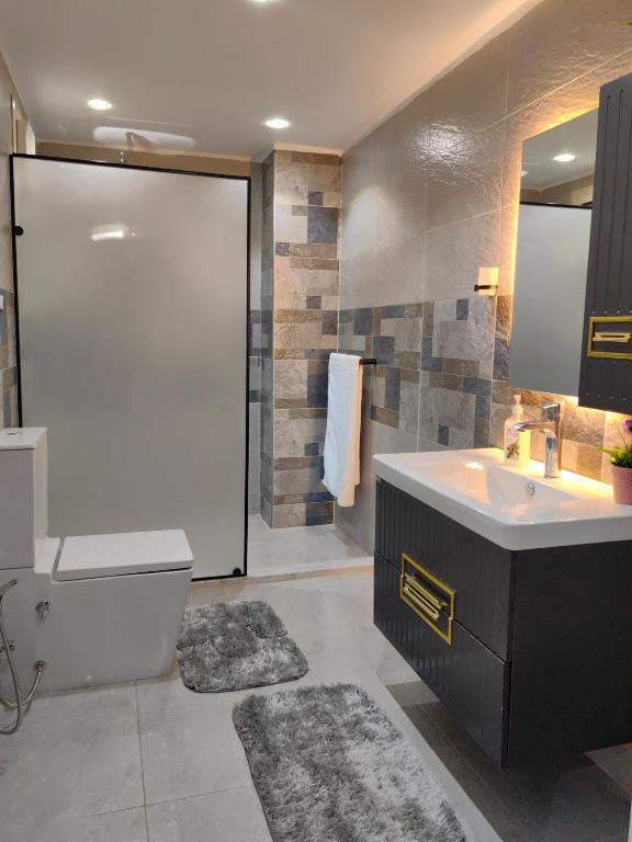 Kuchyň nebo kuchyňský kout v ubytování La Casa Del Rey Downtown Cairo
