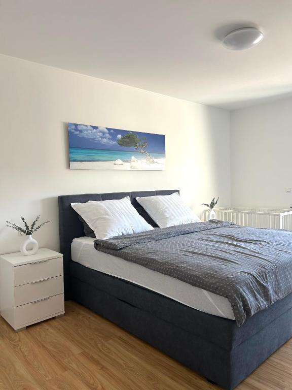 Postel nebo postele na pokoji v ubytování Ferienwohnung in Gerolstein Zentrum