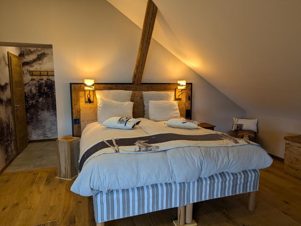 Postel nebo postele na pokoji v ubytování Maison Le ROZET