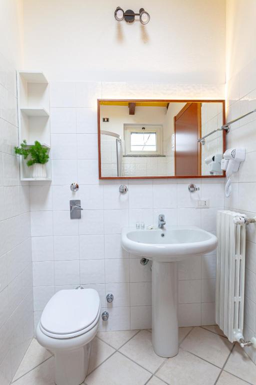 Koupelna v ubytování RRRapido Hotel