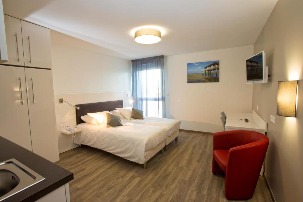 All Suites Appart Hôtel Bordeaux Pessac - Comfort Studio 1-2 People (2 Single Beds)