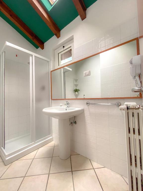 Koupelna v ubytování RRRapido Hotel