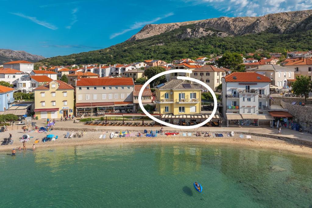 Deluxe Double Rooms in Castellum Besca