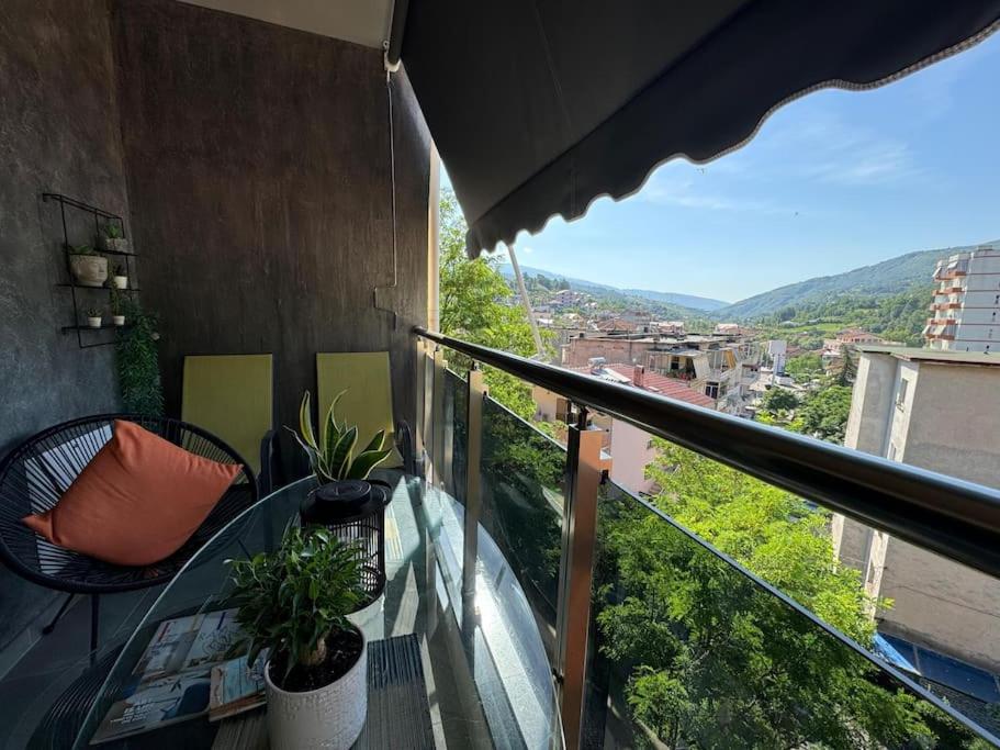 Nespecifikovaný výhled na hory nebo výhled na hory při pohledu z apartmánu