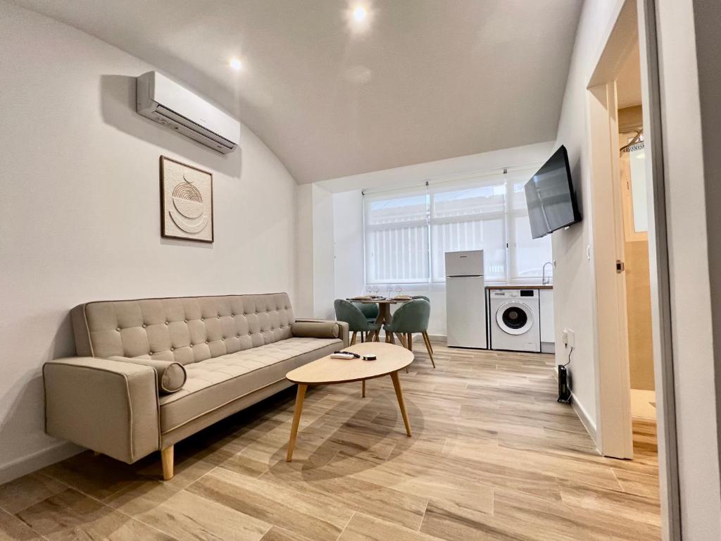 Los Naufragos Beach Apartment