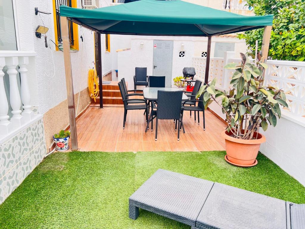 Patio nebo venkovní prostory v ubytování Townhouse Dreamhills Los Altos