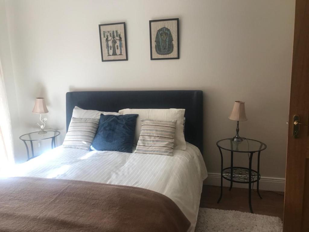 Krevet ili kreveti u jedinici u okviru objekta King En-Suite Bedroom