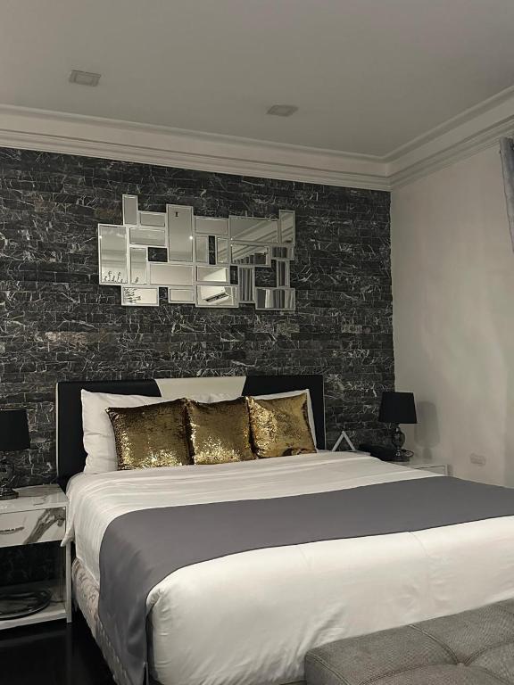 MAKATI Isabela Luxury - Deluxe Queen Studio