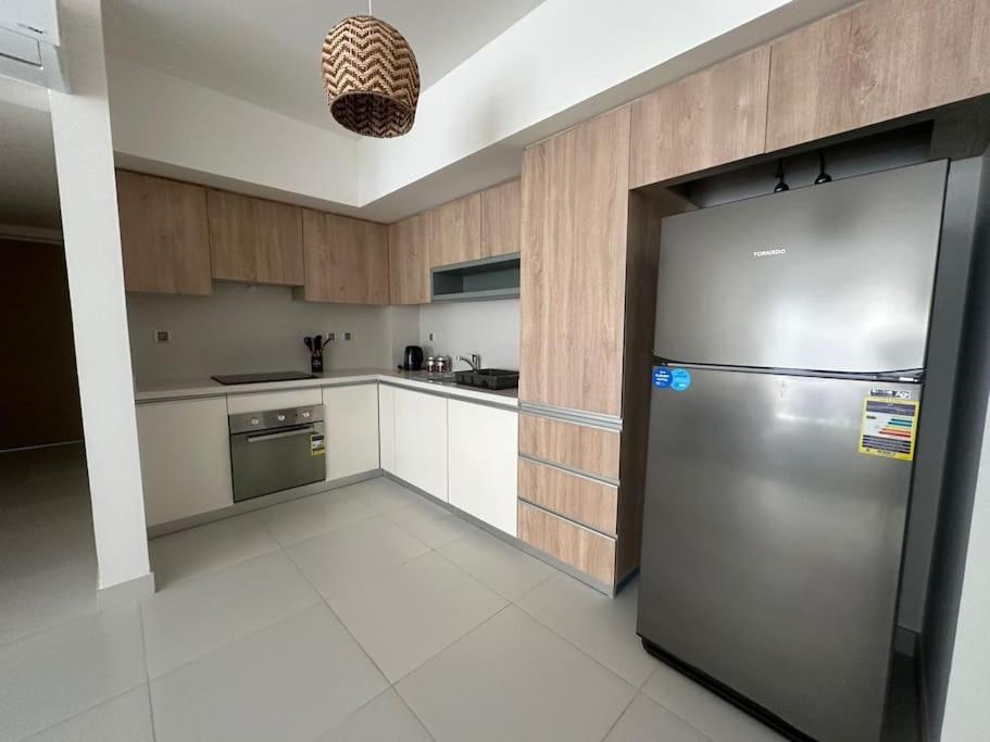 Nhà bếp/bếp nhỏ tại Marassi Marina Front 2bedr chalet