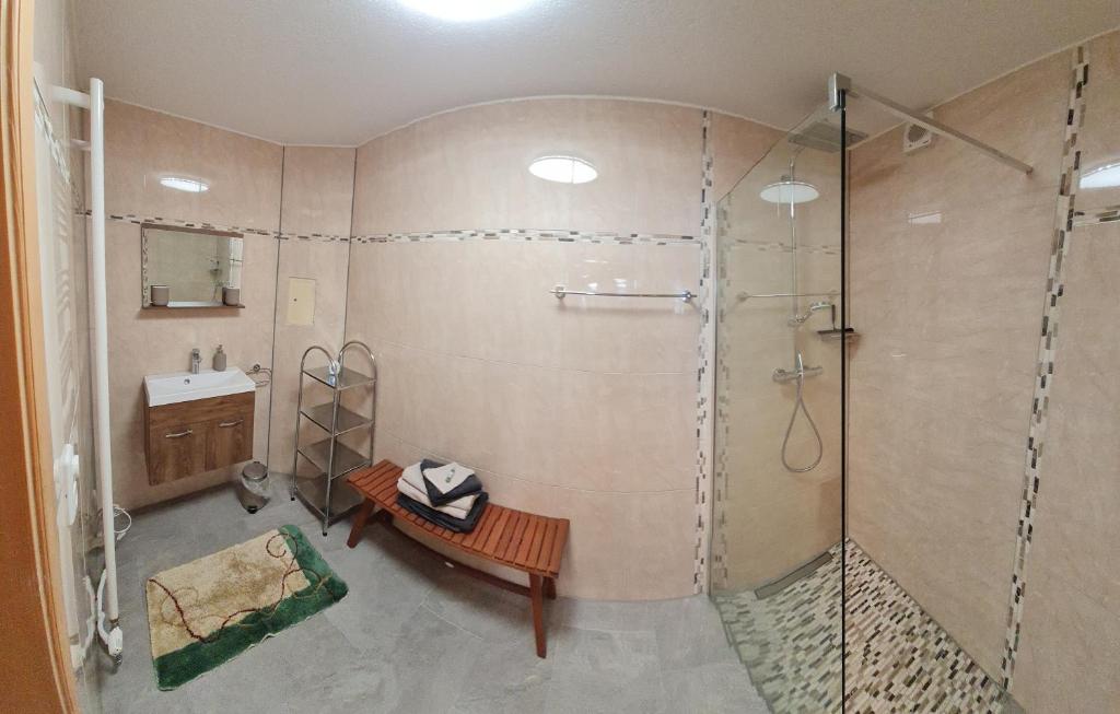 Koupelna v ubytování Appartement Demelfischer am See