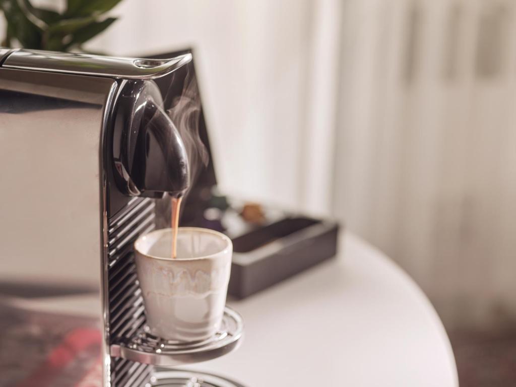 BANKS Antwerp - Resim 12