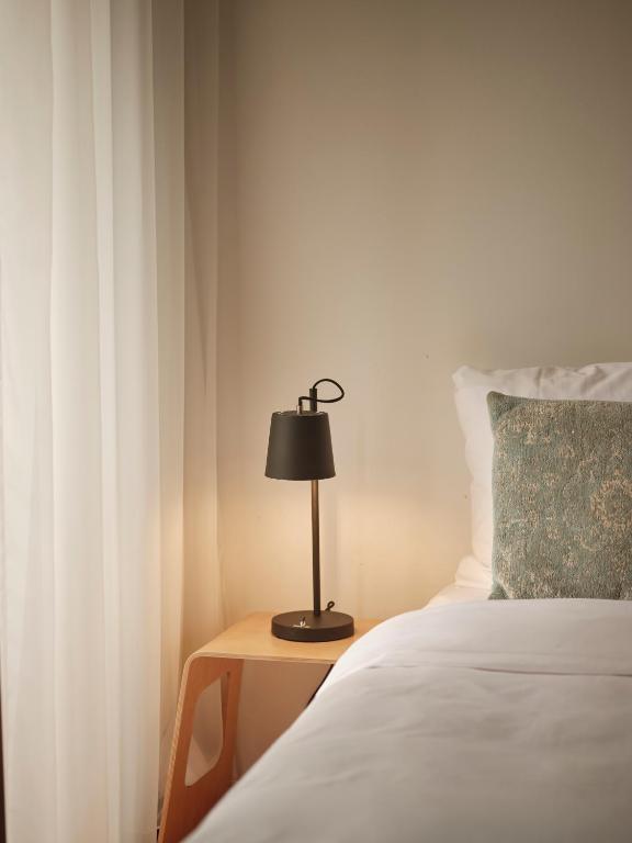 BANKS Antwerp - Resim 16