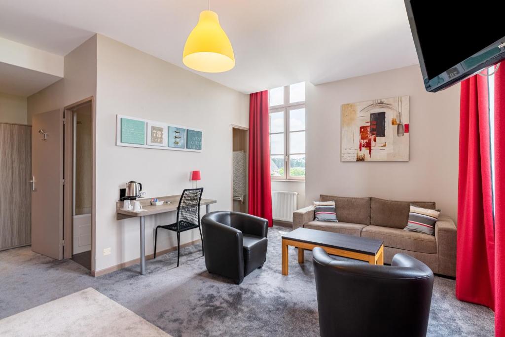 Posezení v ubytování Brit Hotel Spa Le Connetable