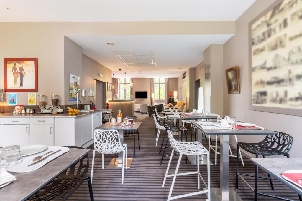 Posezení v ubytování Brit Hotel Spa Le Connetable