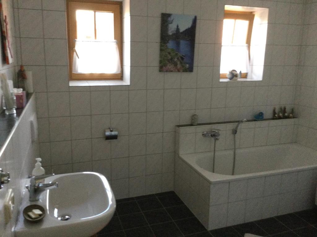 Koupelna v ubytování FeWo Beistoi