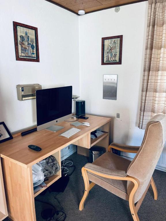 TV a/nebo společenská místnost v ubytování VS-Homestay