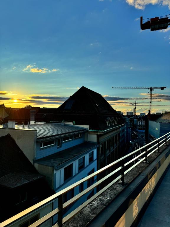 Exclusive Rooftop Duplex Penthouse - 200sqm - 280 Panoramic Views - Downtown - Resim 30