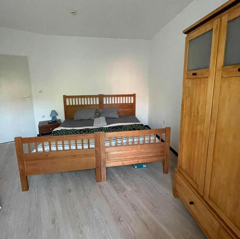 Postel nebo postele na pokoji v ubytování Marina Cape Sky View Lux Apartment in Aheloy