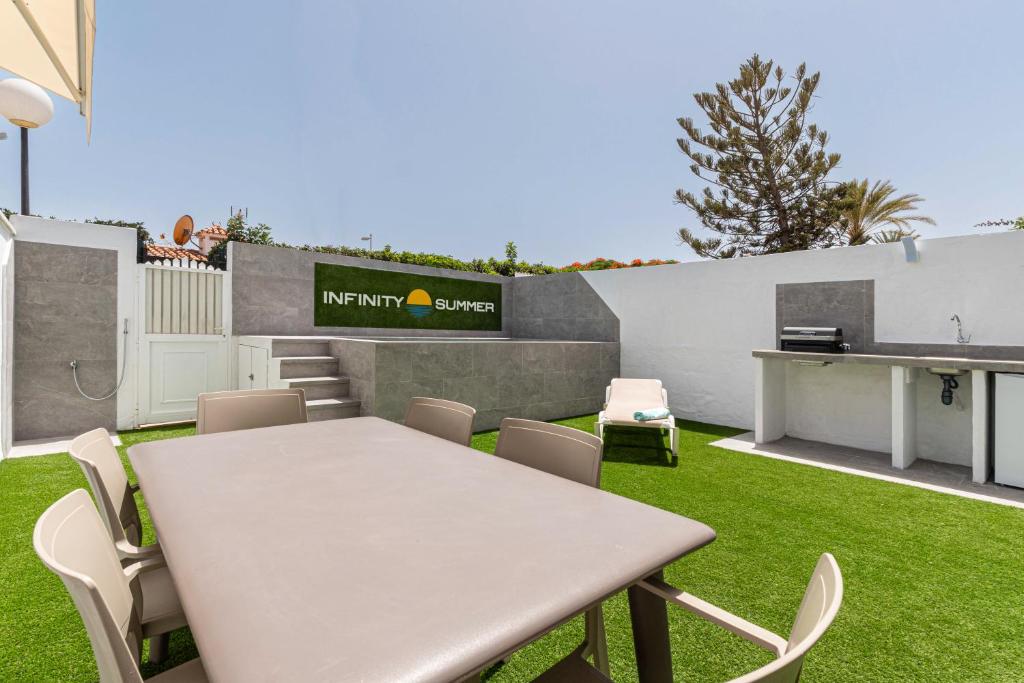 Zdjęcie z galerii obiektu Bungalow Playa del Inglés w mieście San Bartolomé