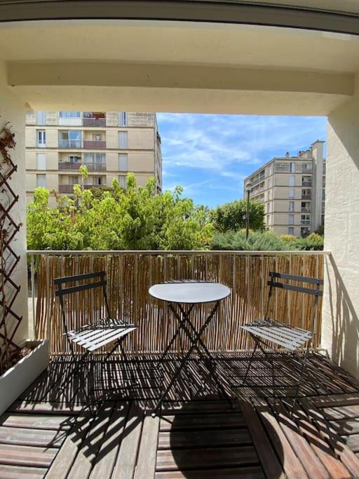 Photo de la galerie de l'établissement Appart T2 cosy rénové en centre ville avec parking, à Aix-en-Provence