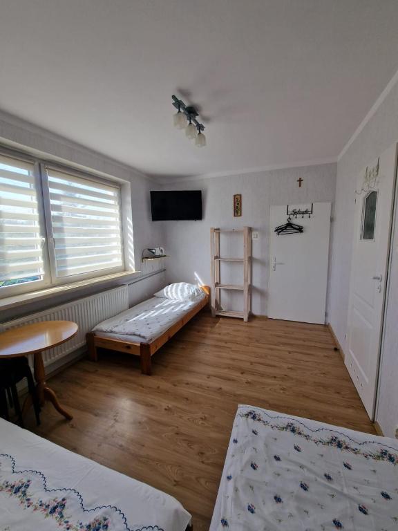 Noclegi nad Wodą - Chambre Quadruple Avec Salle De Bains Privative