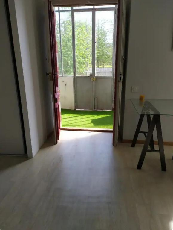 Fotografie z fotogalerie ubytování Spacieux appartement calme v destinaci Pouzac