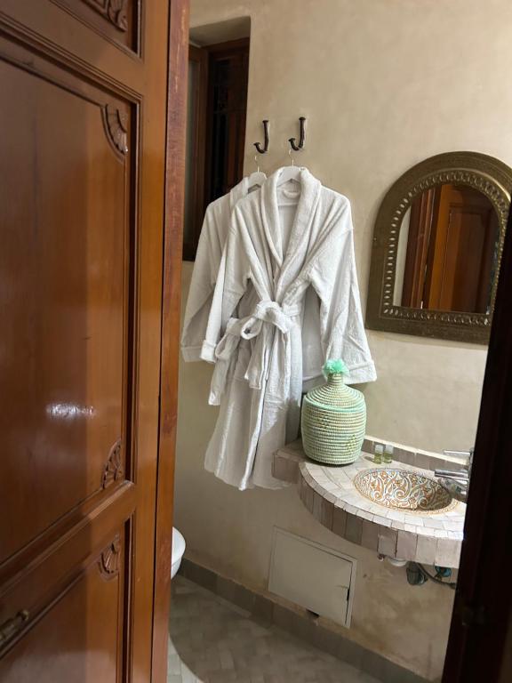 Fotografie z fotogalerie ubytování Riad Amazing Amazigh avec jacuzzi petit déjeuner compris avec aussi chambres familiales près de la place jemaa El fna v Marrákéši
