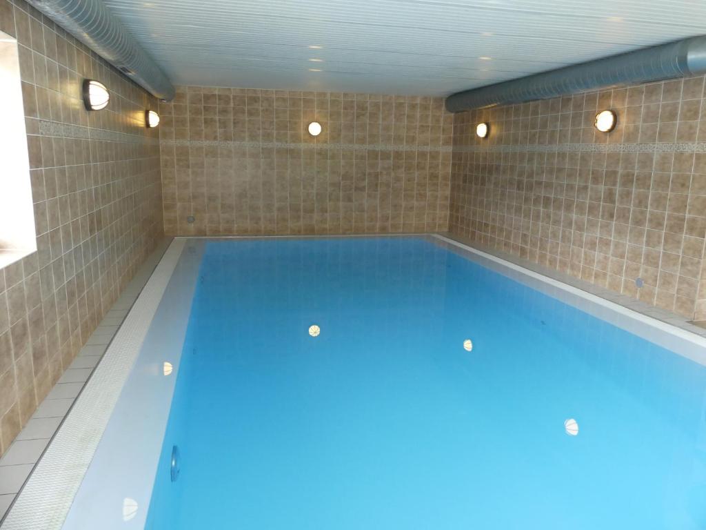 Bazén v ubytování Dreiländereck mit Sauna und Pool, Wohnung 403 nebo v jeho okolí