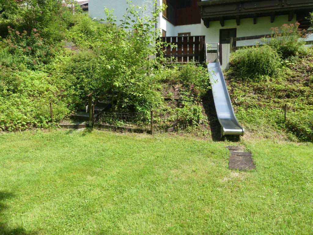 Zahrada ubytování Dreiländereck mit Sauna und Pool, Wohnung 403