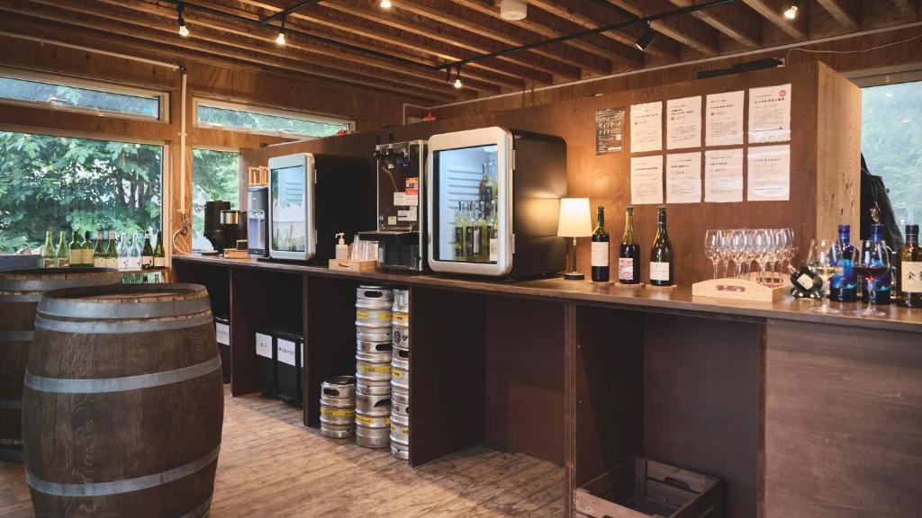 Nápoje v ubytování Yoichi Vineyard Glamping