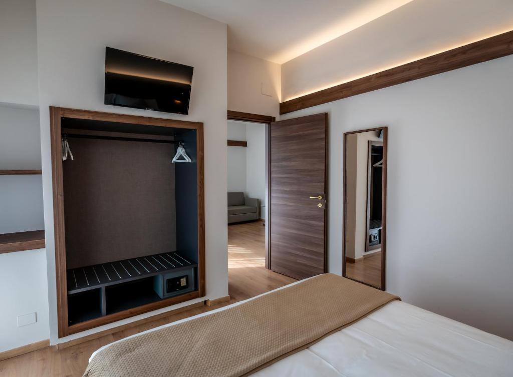 
One-Bedroom Apartment (2 Adults)
