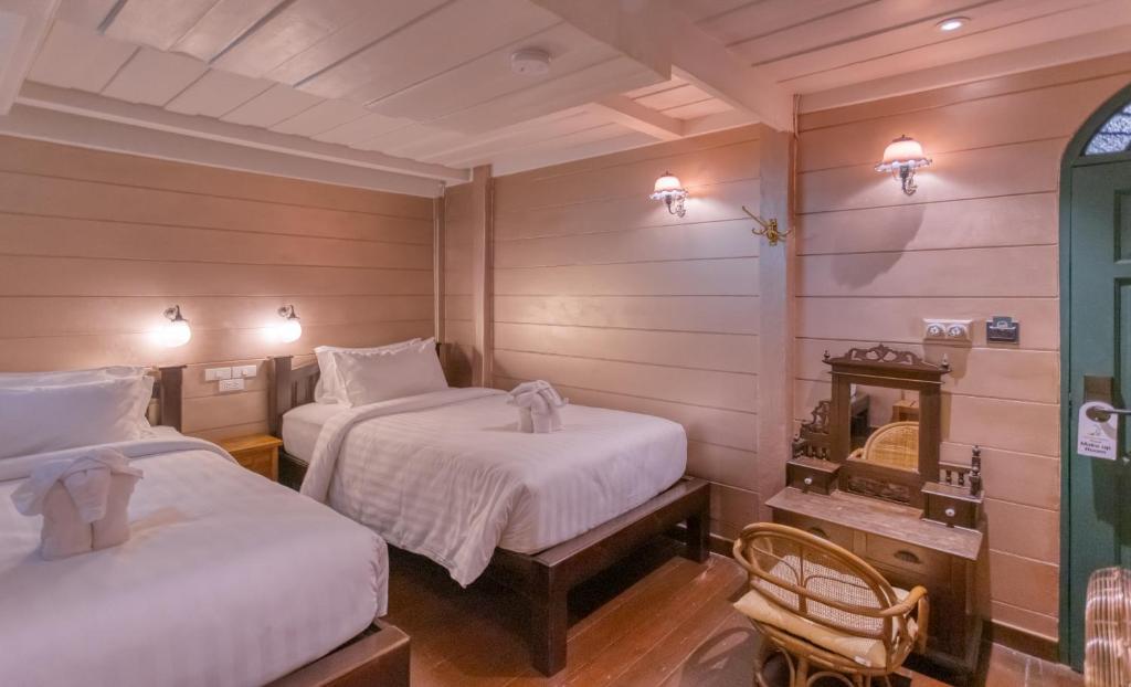 Priya Boutique House - 19