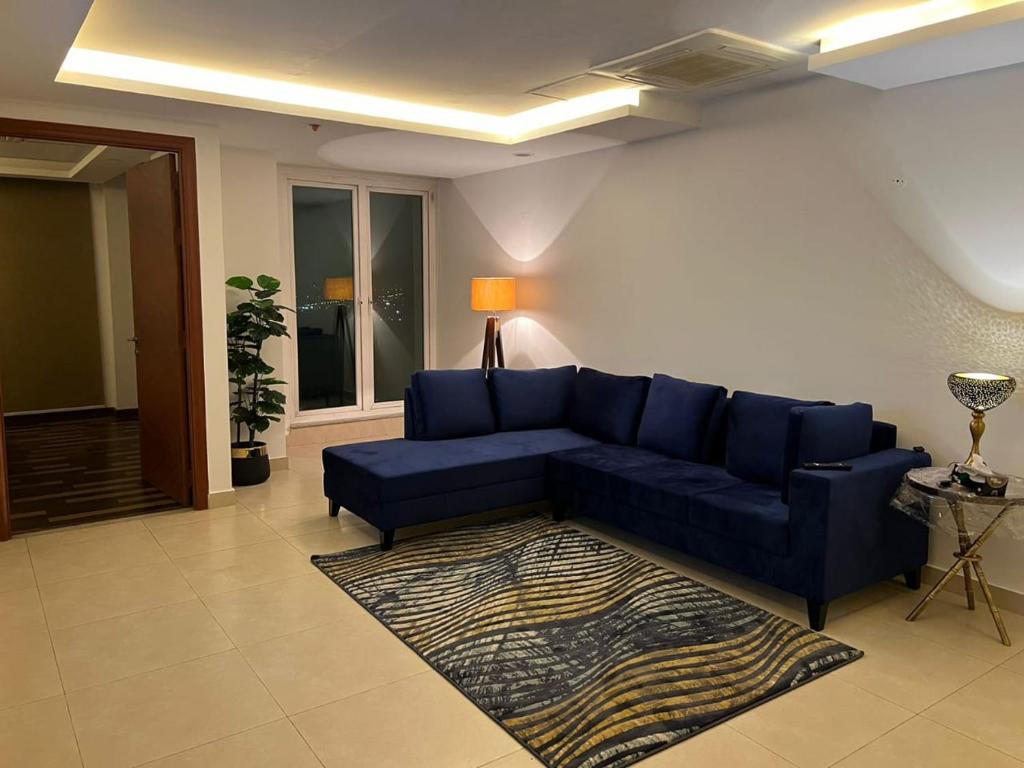 Suitetrails - Luxury 1 Bedroom Apartment 5th F Gold Crest mall DHA Lahore