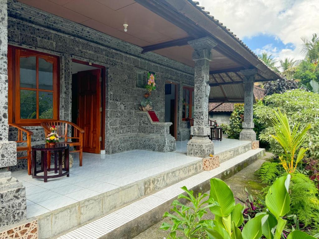 Zahrada ubytování Sari Bungalows