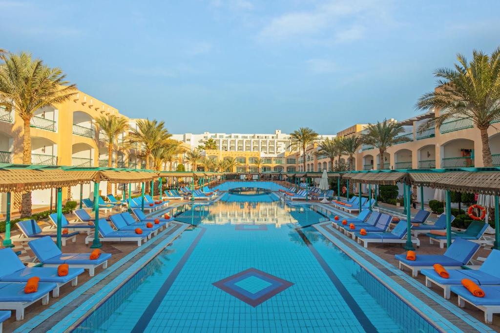 Bazén v ubytování Bel Air Azur Resort (Adults Only) nebo v jeho okolí