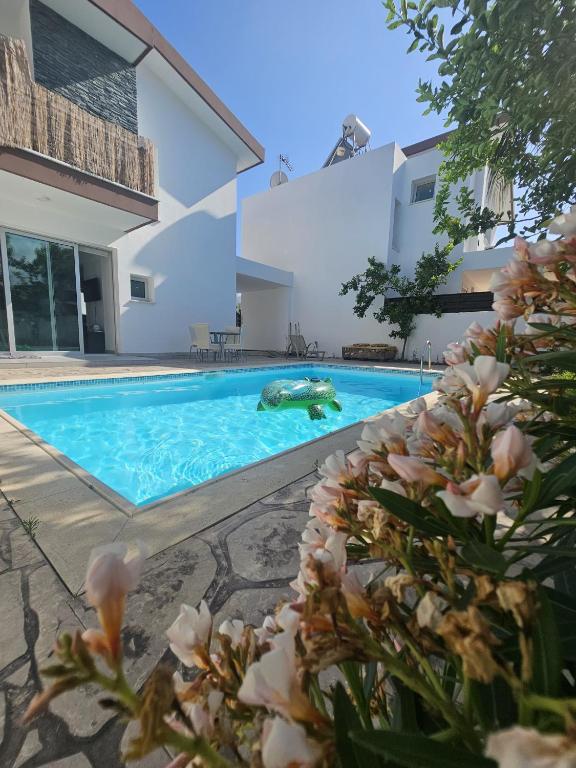 Trendy Holiday Villa 34 Larnaca, Pyla