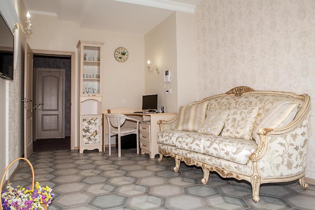 TV a/nebo společenská místnost v ubytování Mini Hotel Ryleev