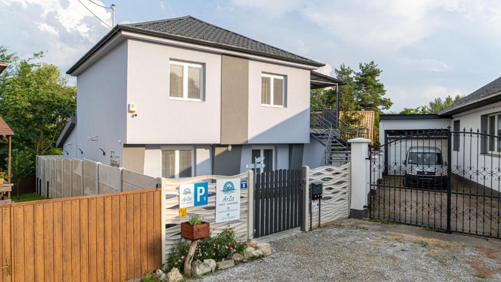 ArZa Sóstó Apartman 4431 Nyíregyháza, Szivárvány utca 9 kép - 1