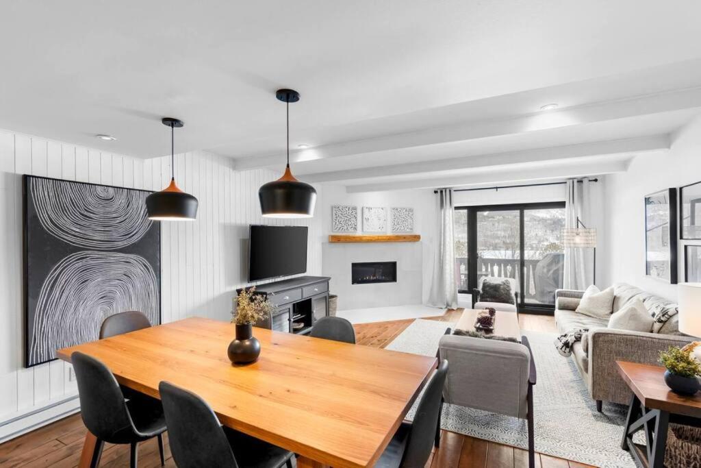The Mountain View Condo, Mont-Tremblant (updated prices 2025) - Denver Luxury Mountain View Condos For Rent