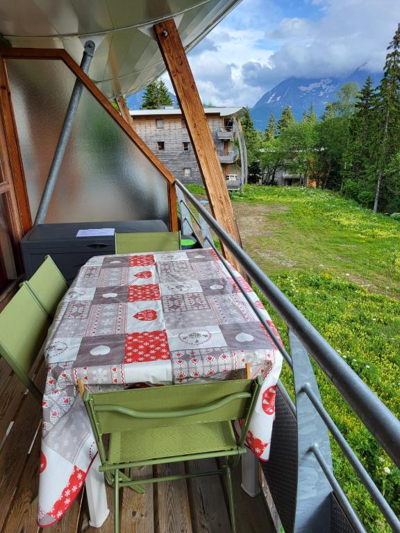 Nespecifikovaný výhled na hory nebo výhled na hory při pohledu z apartmánu